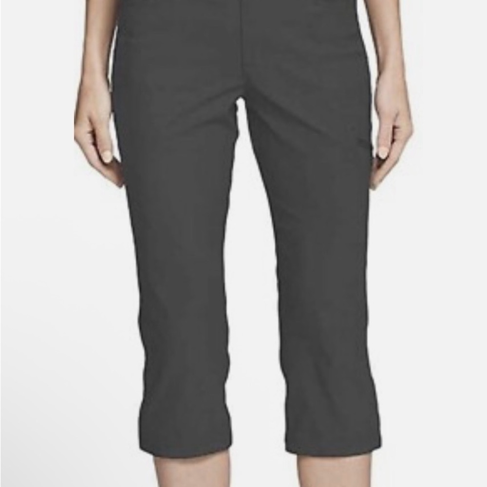 Women's Gray Cropped Pants